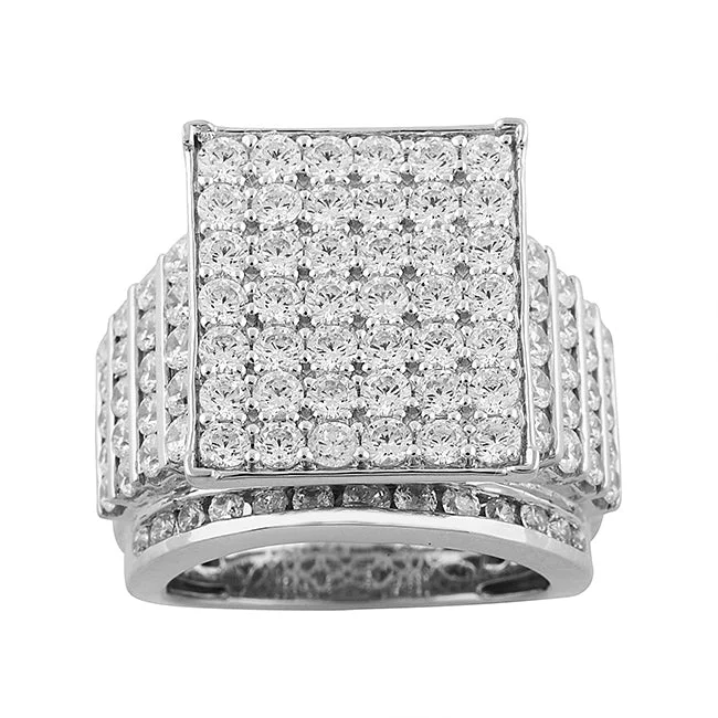 Red Hot Deal  4 CTW Diamond Engagement Ring in 10KT White Gold