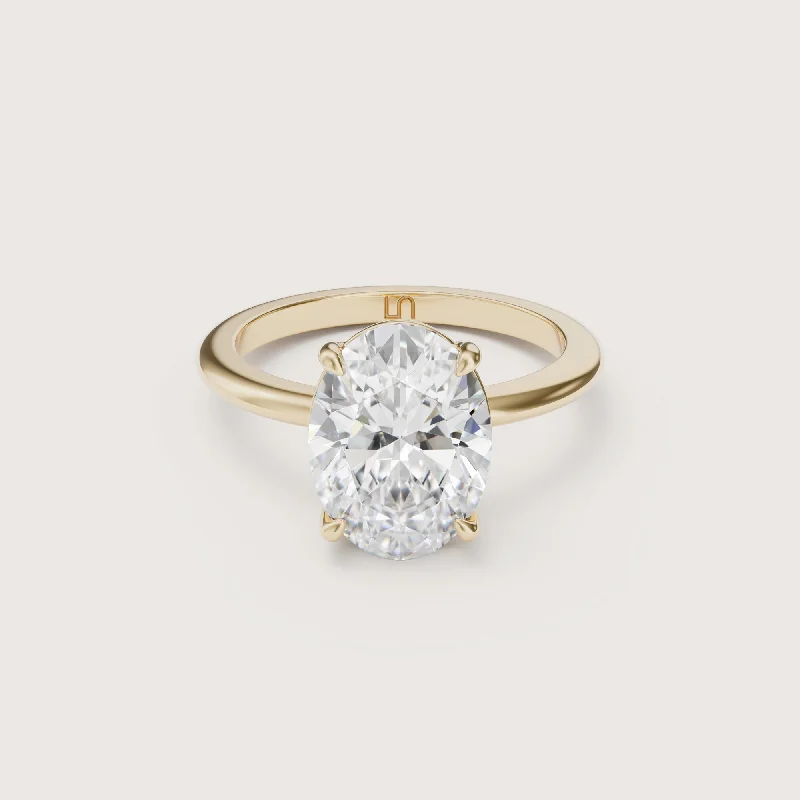 Marais Oval Solitaire