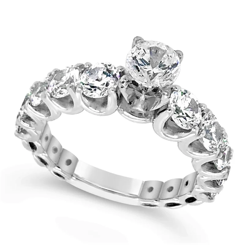 Graduating Size Diamond Engagement Mounting