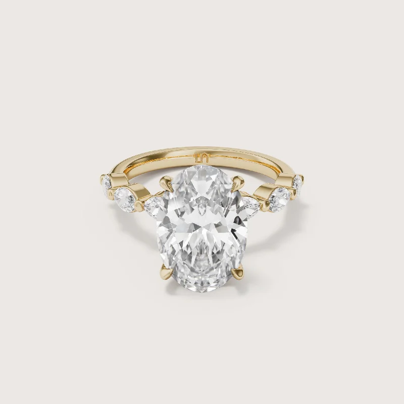 Petal Oval Solitaire Marquise Band